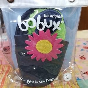 Bobux Baby Shoes with Pink and Yellow Flower Navy blue Leather 15-21 Months